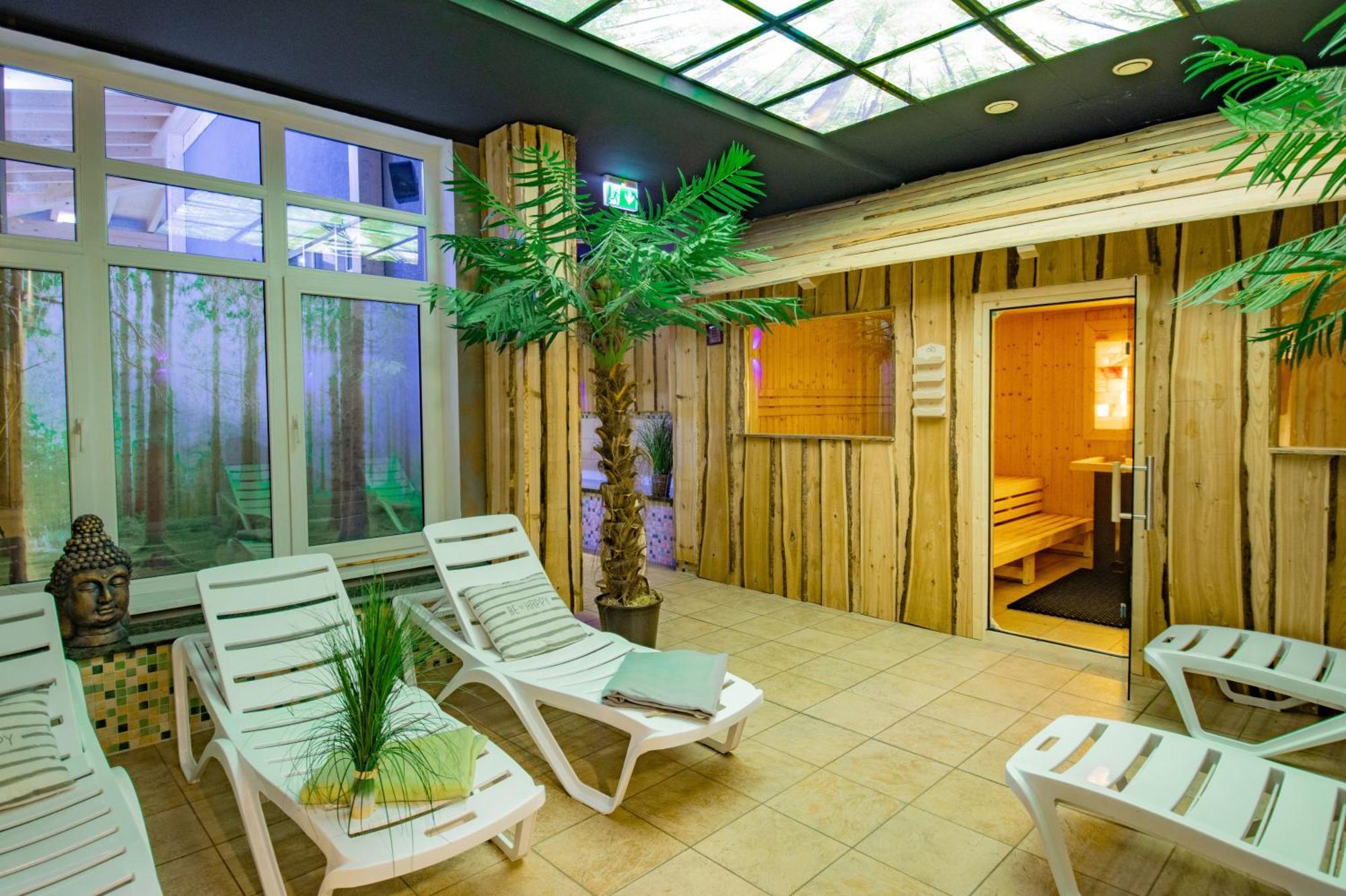 Ferien Hotel Spree-Neisse Neuhausen  Ngoại thất bức ảnh