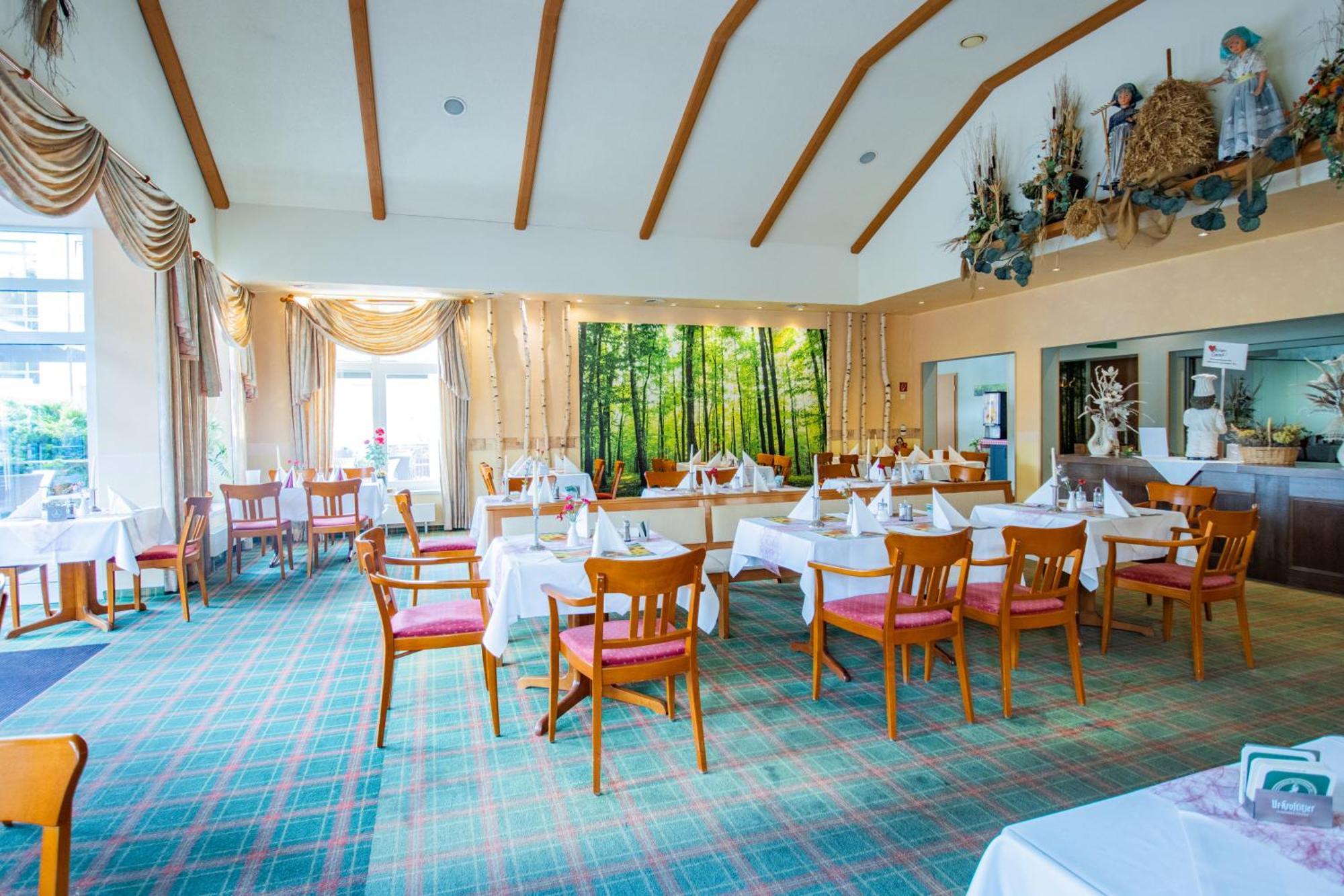 Ferien Hotel Spree-Neisse Neuhausen  Ngoại thất bức ảnh