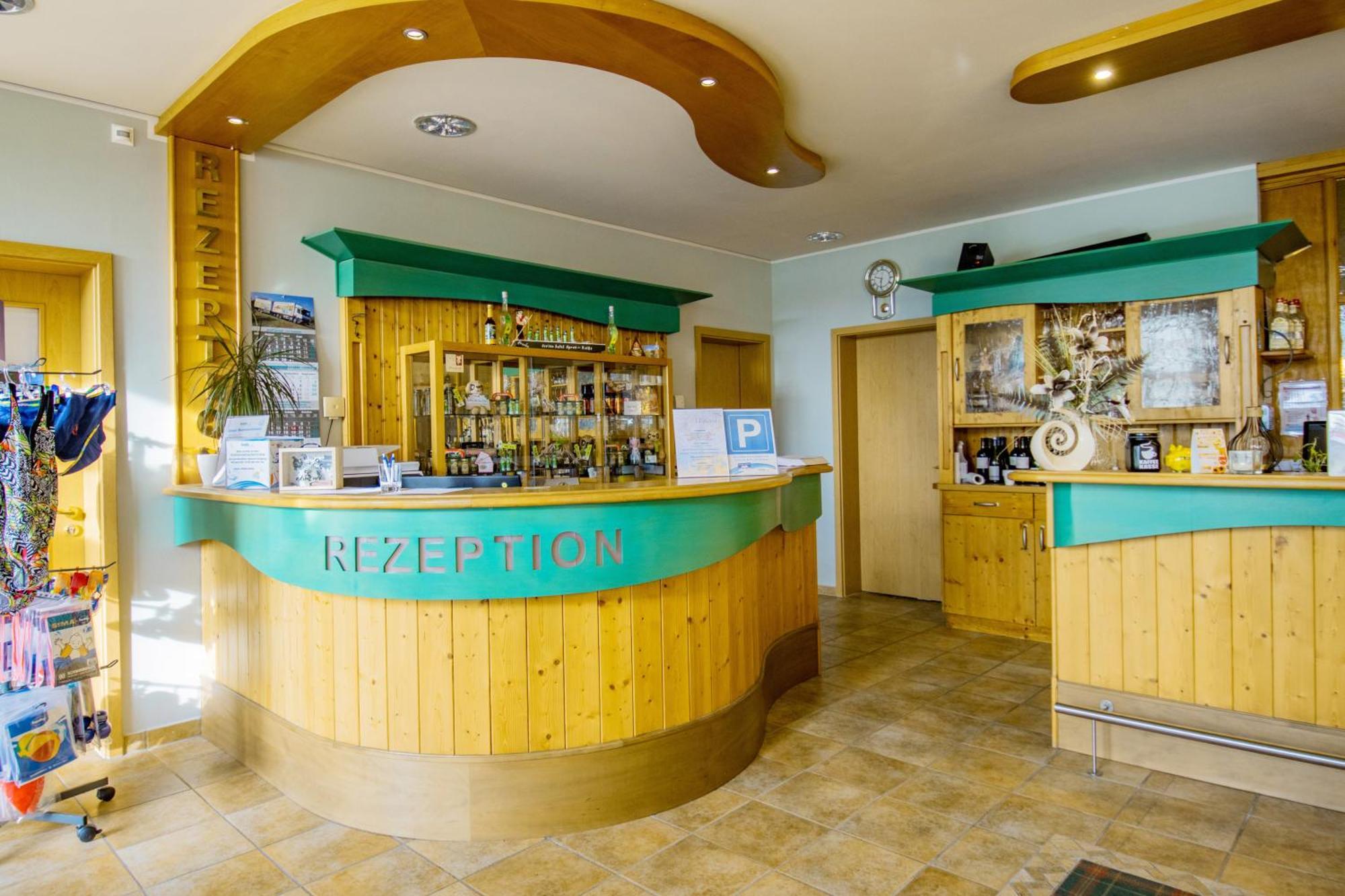 Ferien Hotel Spree-Neisse Neuhausen  Ngoại thất bức ảnh