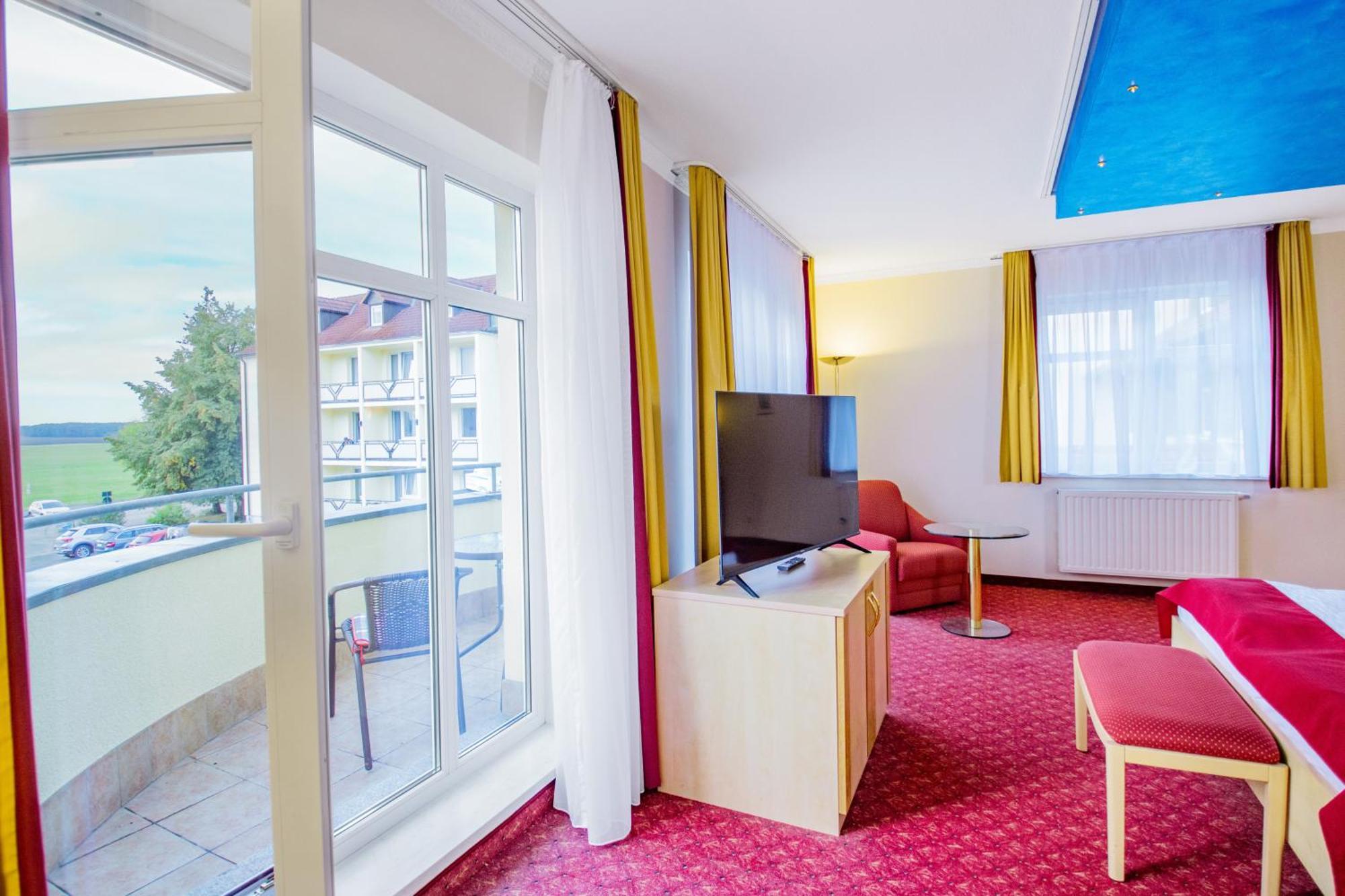 Ferien Hotel Spree-Neisse Neuhausen  Ngoại thất bức ảnh