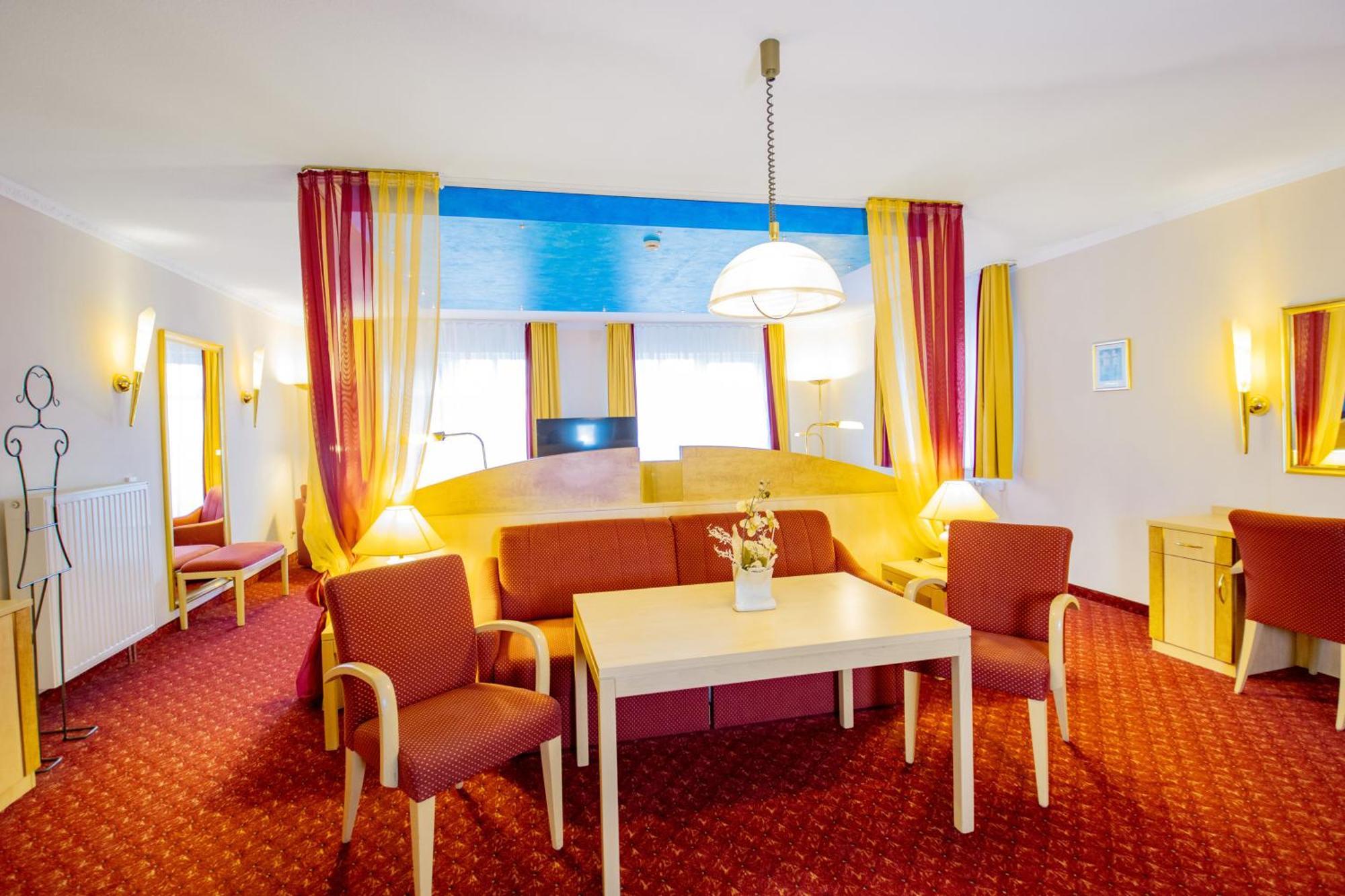 Ferien Hotel Spree-Neisse Neuhausen  Ngoại thất bức ảnh