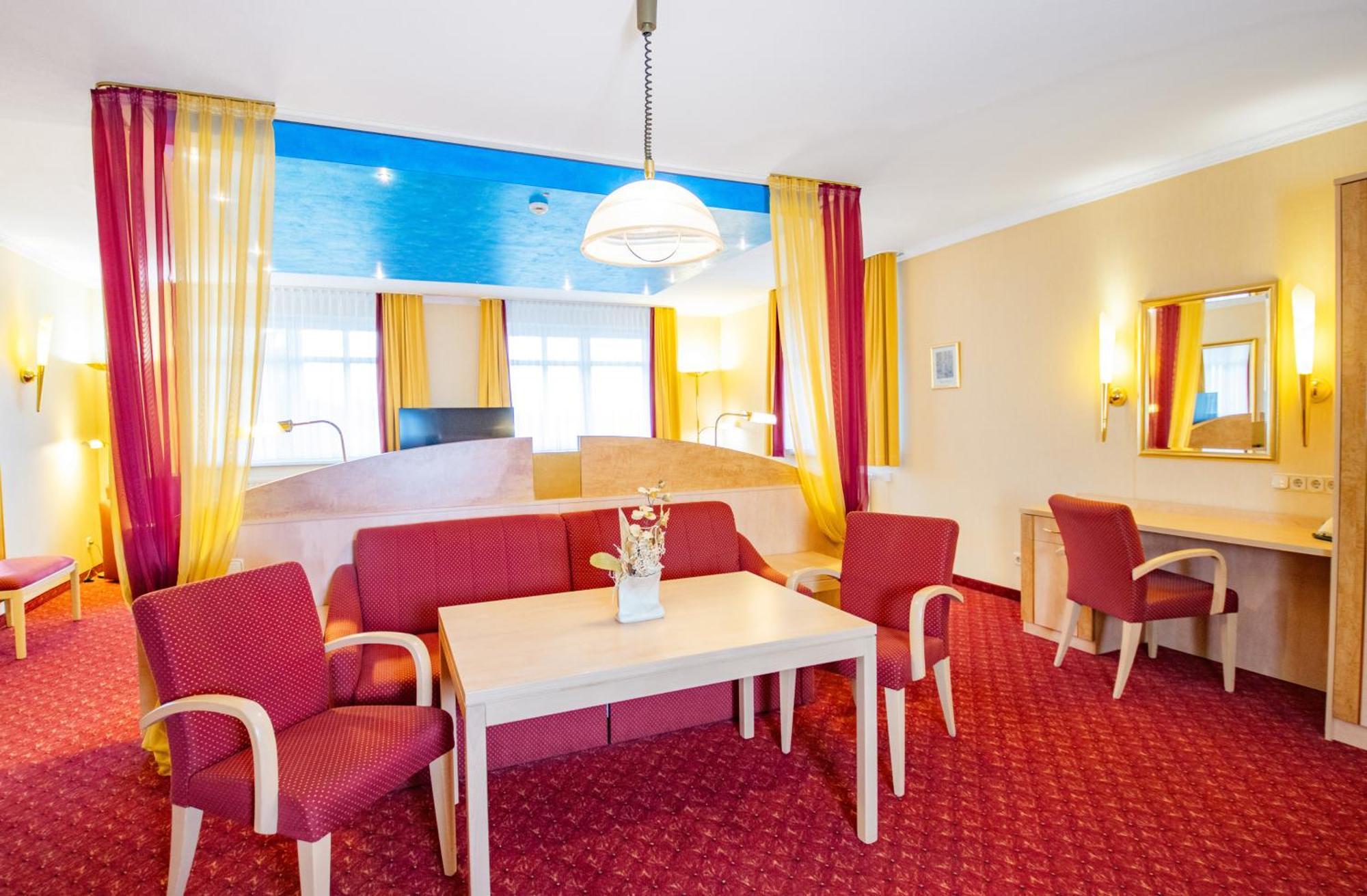 Ferien Hotel Spree-Neisse Neuhausen  Phòng bức ảnh