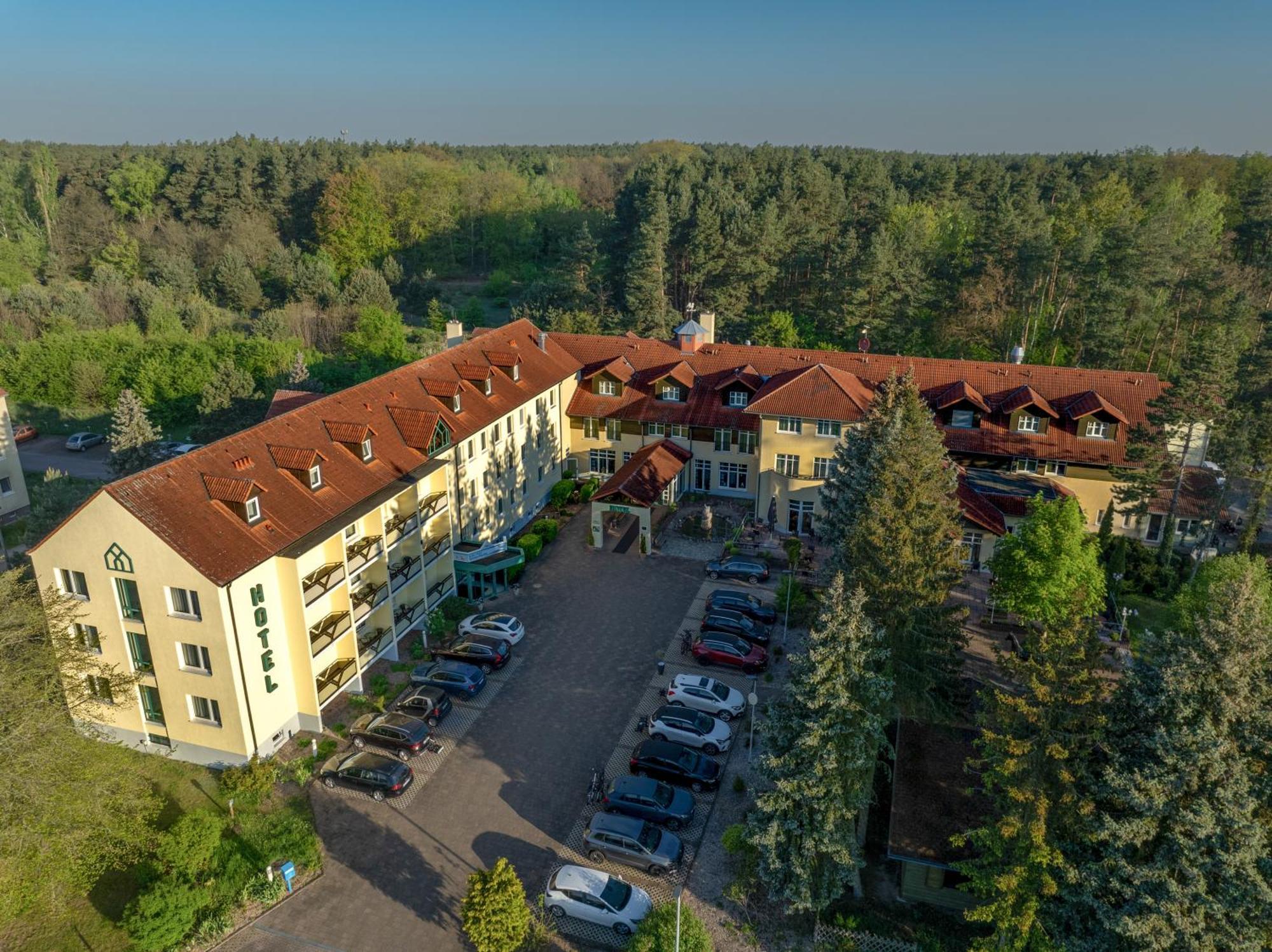 Ferien Hotel Spree-Neisse Neuhausen  Ngoại thất bức ảnh