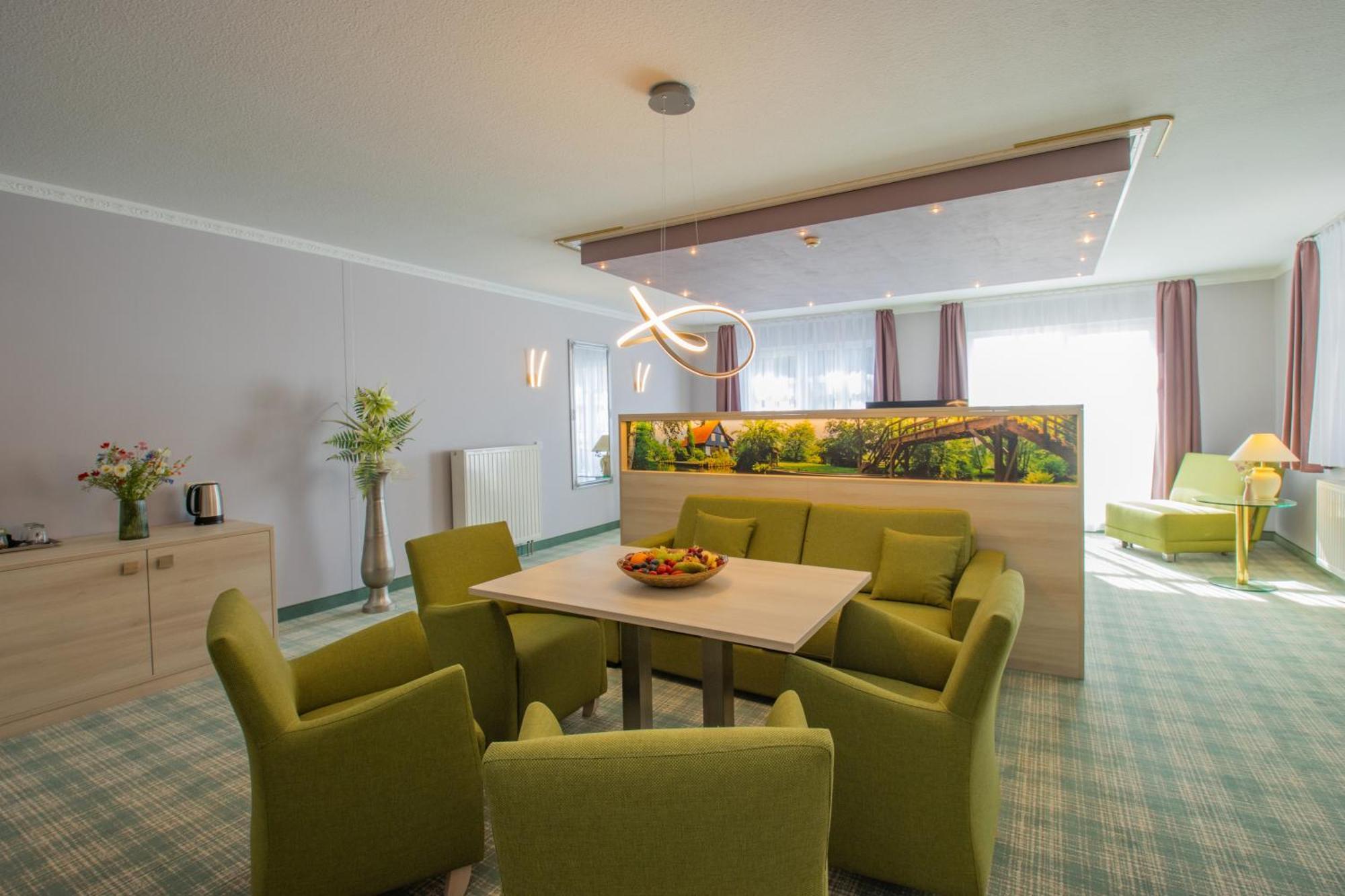 Ferien Hotel Spree-Neisse Neuhausen  Ngoại thất bức ảnh