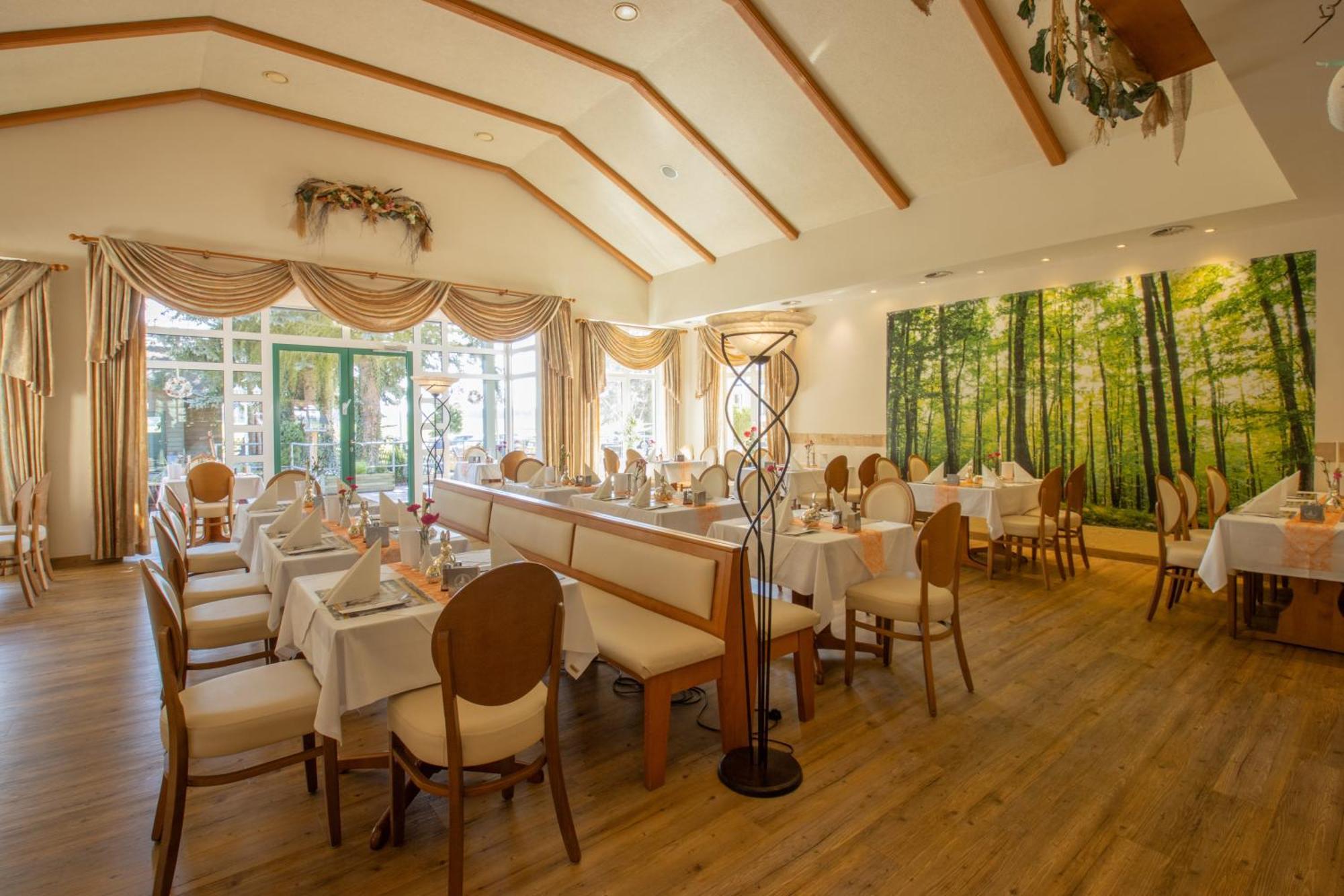 Ferien Hotel Spree-Neisse Neuhausen  Ngoại thất bức ảnh