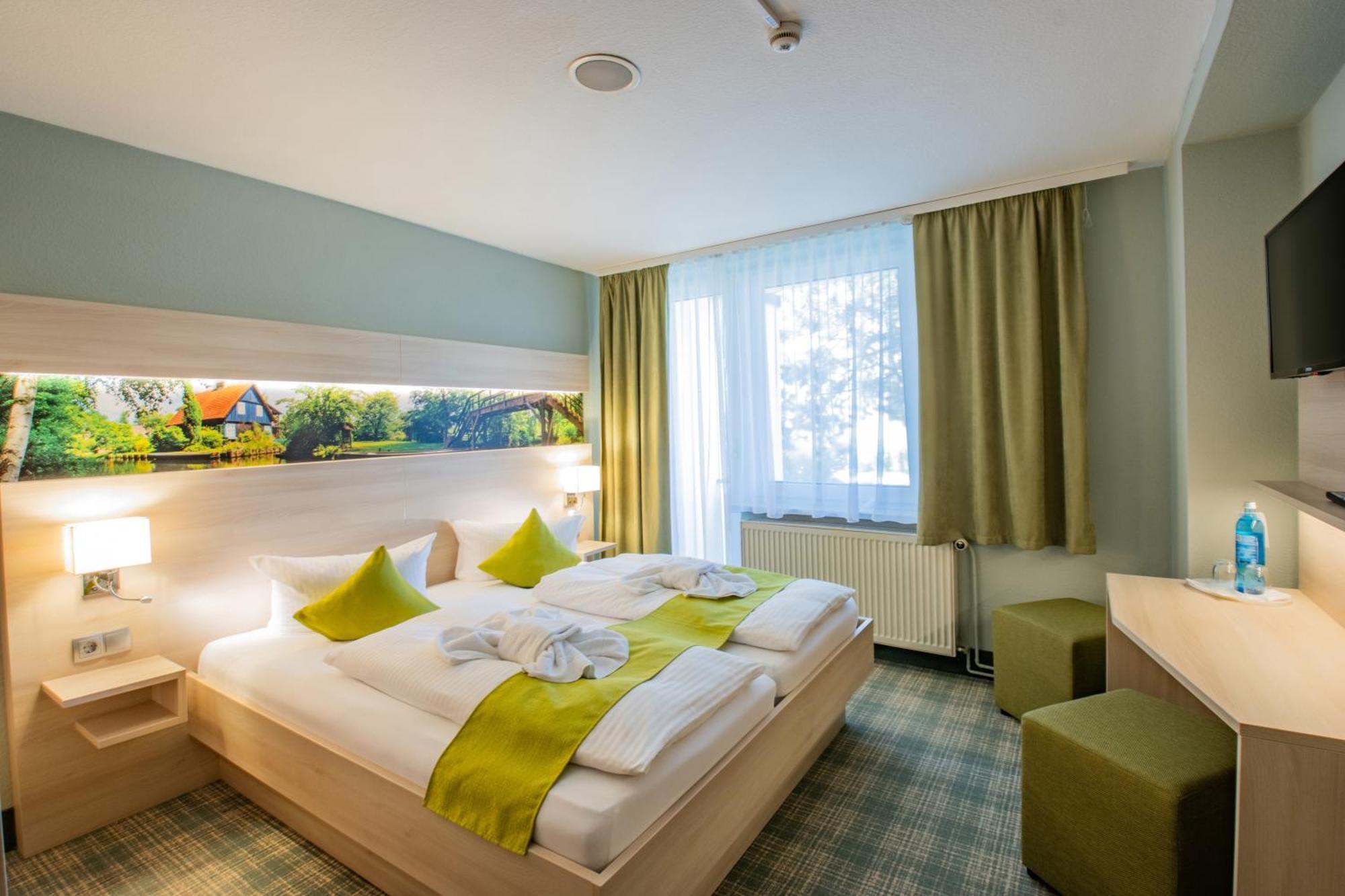 Ferien Hotel Spree-Neisse Neuhausen  Ngoại thất bức ảnh