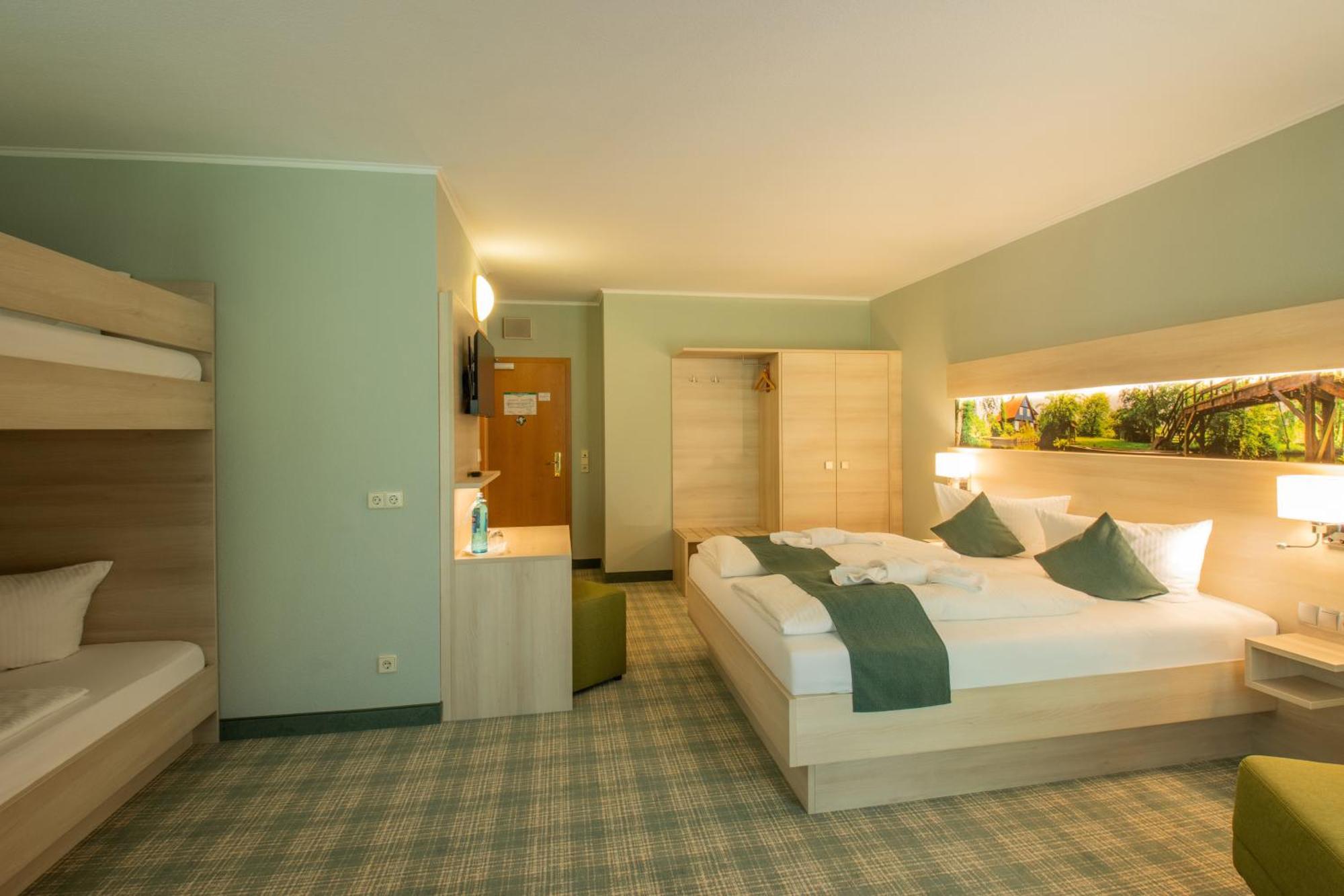 Ferien Hotel Spree-Neisse Neuhausen  Ngoại thất bức ảnh